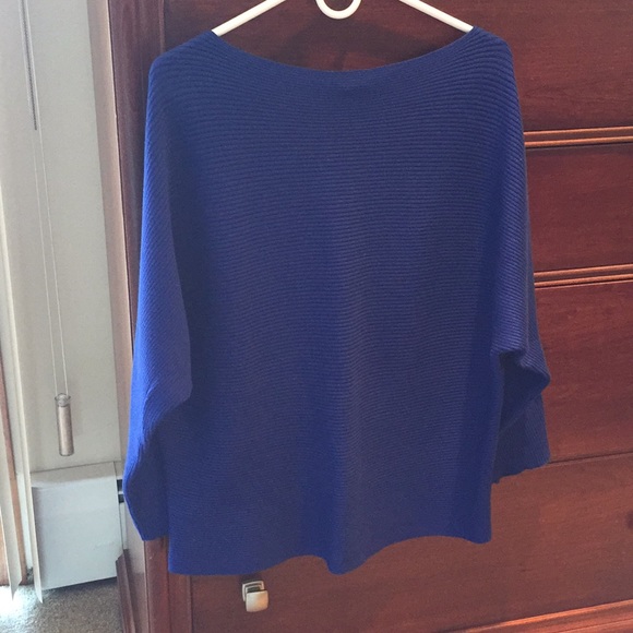 Vince Camuto Sweaters - Vince Camuto blue jewel tone sweater - siz…